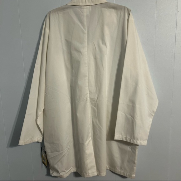 White Lab Coat size 2xl Wonder wink. Unisex. Button up. - Picture 8 of 9